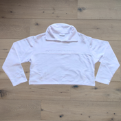 Woman's Crop Sweater